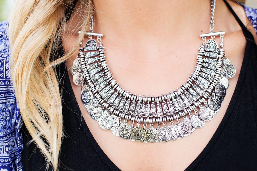 handmade jewelry business idea for women
