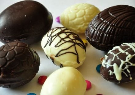 Homemade Marzipan Easter Eggs Recipe